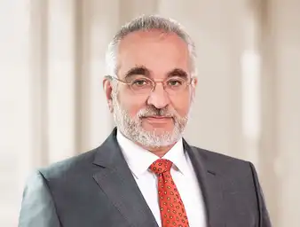 Dr. Helmut Balthasar, Portrait