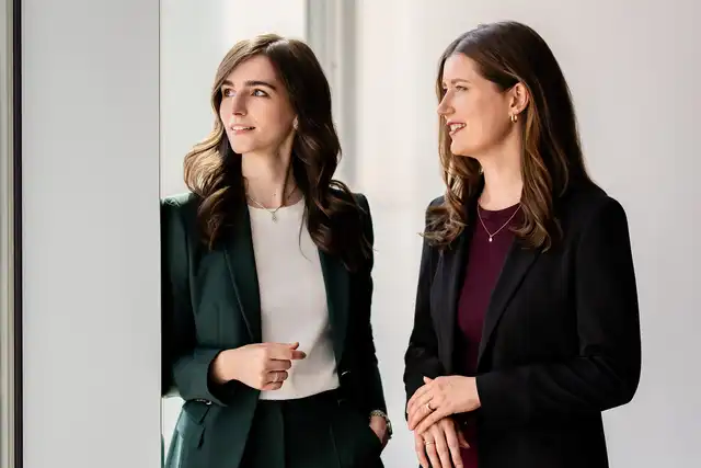 Einstieg Associates Neu