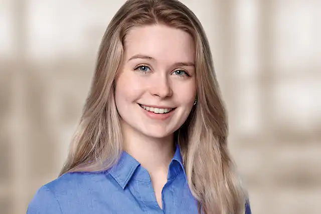 Mitarbeiterin Peters, Marie, Portrait