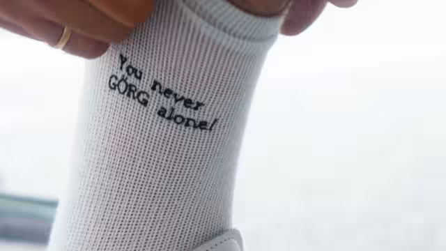 Socke mit "You never GÖRG alone"