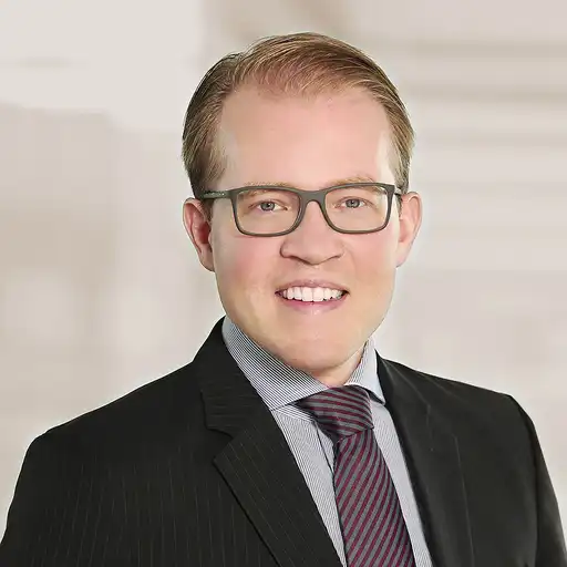 Dr. John-Patrick Bischoff, Portrait