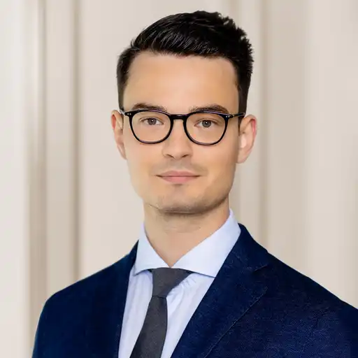 Profilbild_Grüner, Adrian