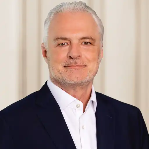 Dr. Stefan Heyder, Portrait
