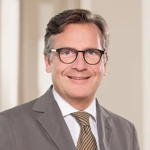 Dr. Jörg Nerlich, Profil