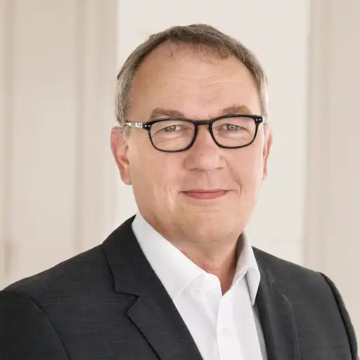 Dr. Christoph Riese, Portrait