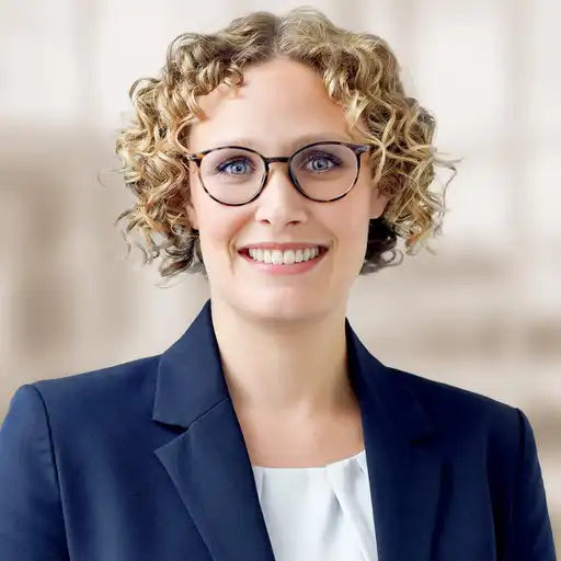 Dr. Eva Katharina Dauke | Portrait