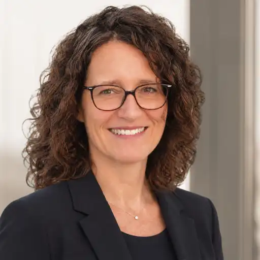Simone Kaldenbach, Portrait