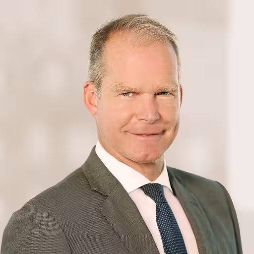 Dr. Thorsten Bieg, Portrait