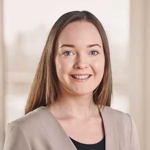 Nina Brill, Portrait