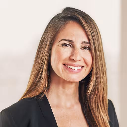 Meganush Schiller Portrait