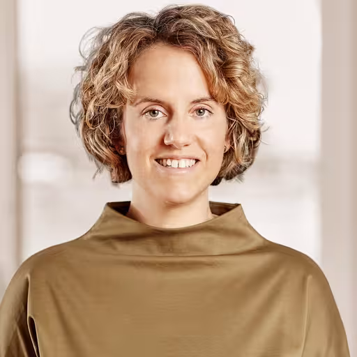 Dr. Lisa Löffler, Portrait