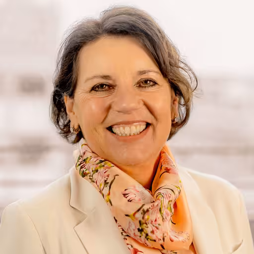 Corinna Struck, Portrait