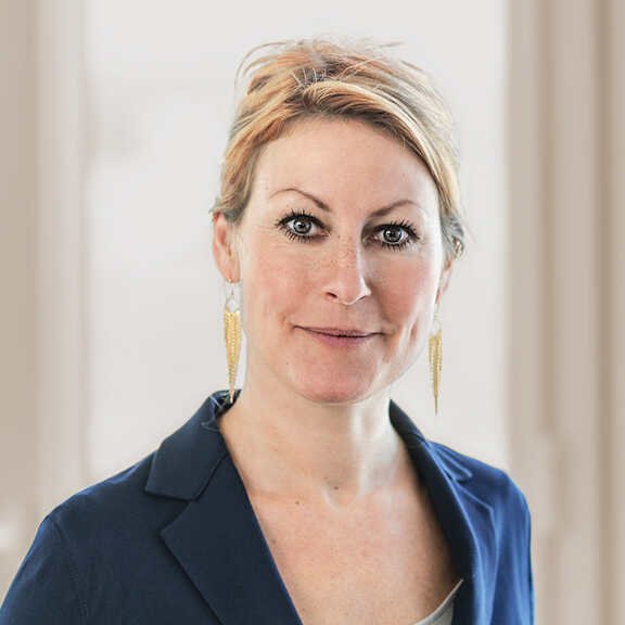 Kristin Brocker, LL.M., Portrait