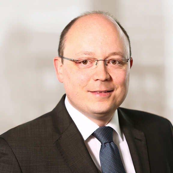 Dipl.-Fw. (FH) Björn Epler, Portrait