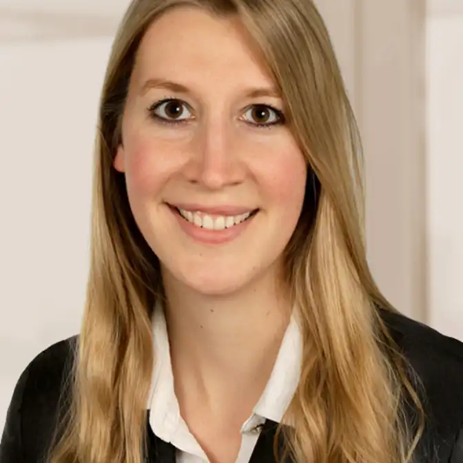 Dr. Madeleine Martinek, Portrait