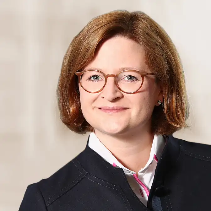 Dr. Eva Heidemann, Portrait