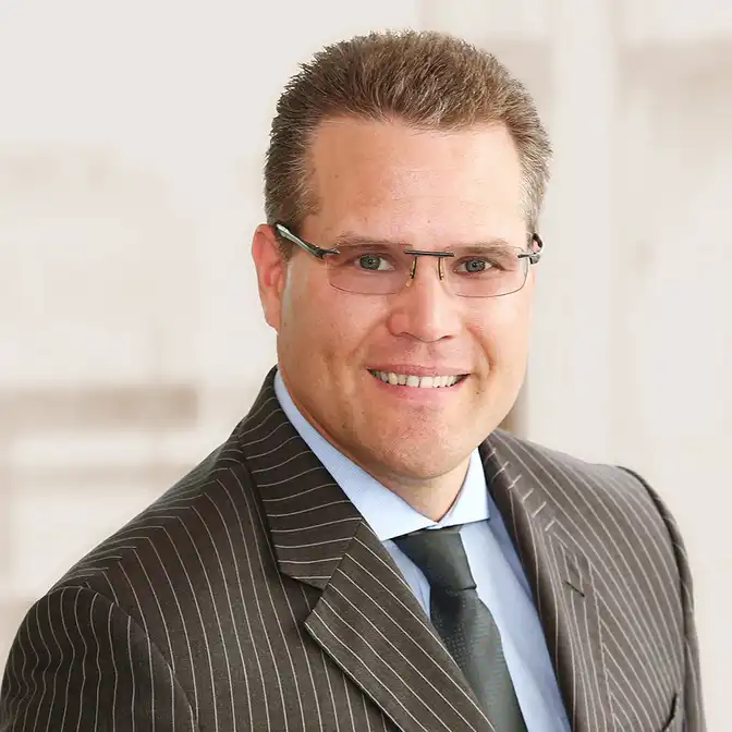 Prof. Dr. habil. Gerrit Hölzle, Portrait