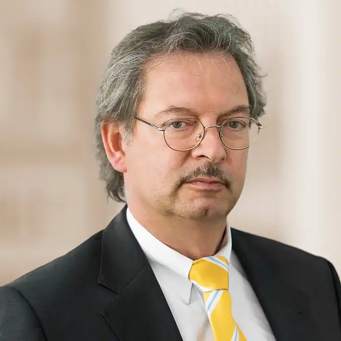 Dr. Lutz Horn, Portrait