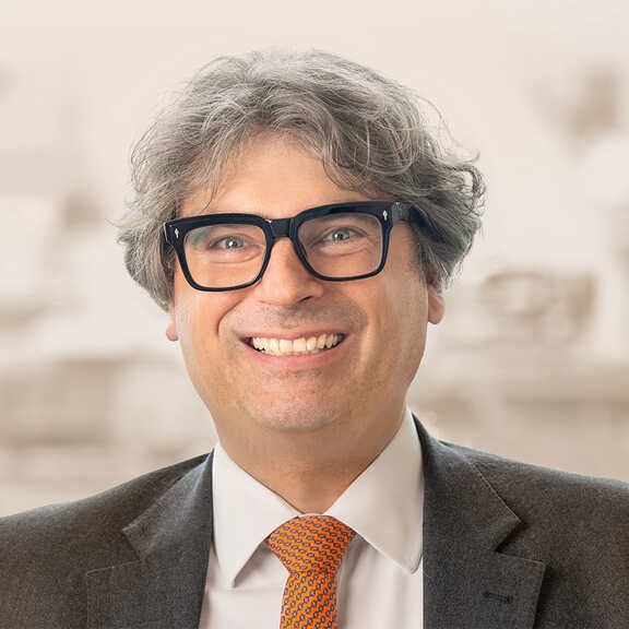 Dr. Maxim Kleine, Portrait