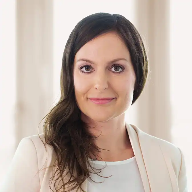 Dr. Katharina Landes, Portrait