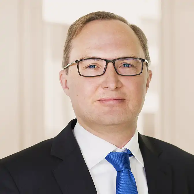 Dr. Marc Schüffner, Portrait