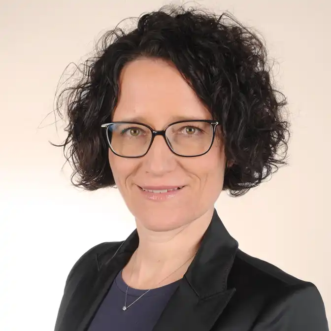 Simone Kaldenbach, Portrait