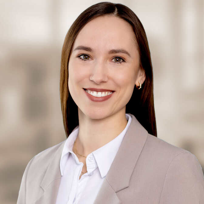 Nadine Mayer | Portrait