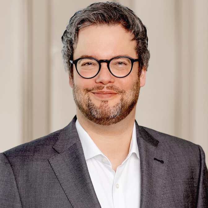 Dr. Lutz Pospiech, Portrait