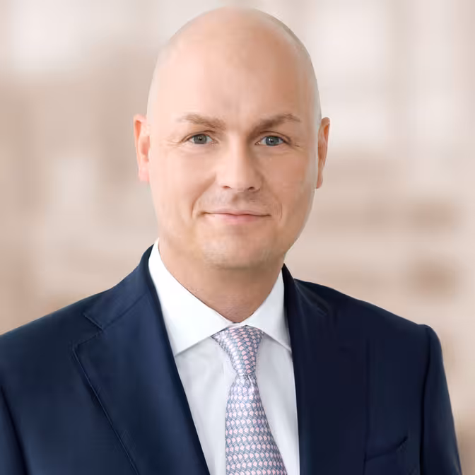 Dr. Franz Huerdler, Profil