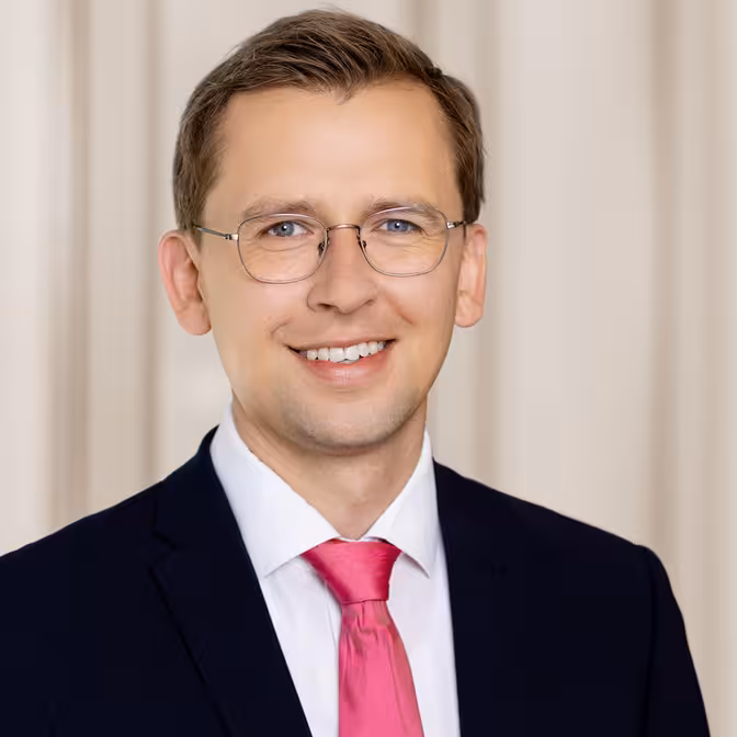 Profilbild_Stassek, Julian