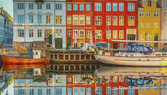 Foto Kopenhagen Häuserfront, Fluss und Boote